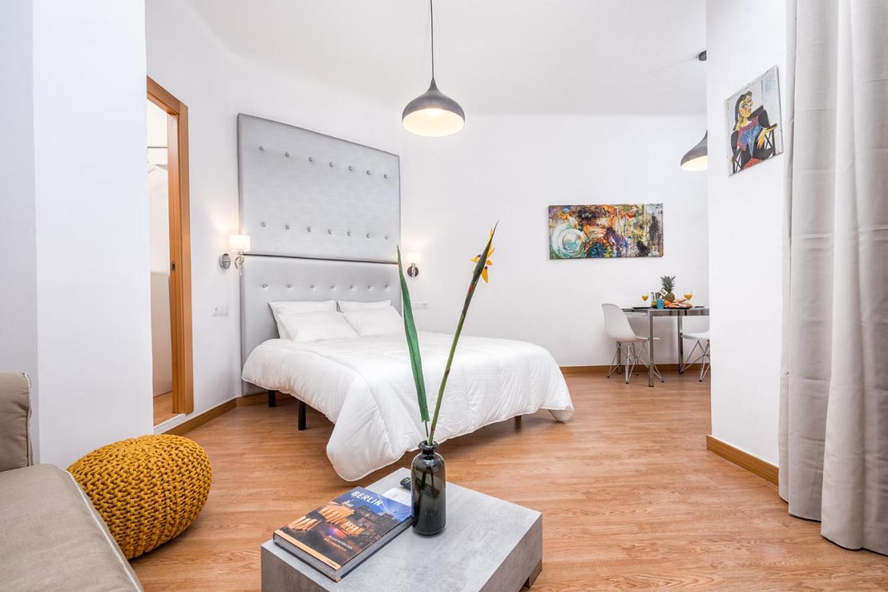 Apartamentos Bolsa Larios Málaga Buitenkant foto