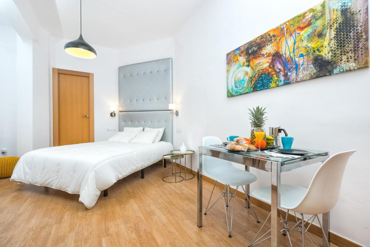 Apartamentos Bolsa Larios Málaga Buitenkant foto